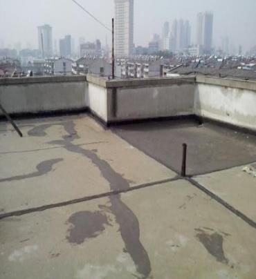 枝江漏水维修 楼顶漏水是什么原因，楼顶漏水维修方法是什么?