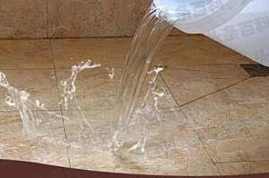 枝江漏水维修 免砸砖防水材料该如何施工